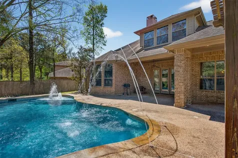 10 Almondell Court Magnolia TX 77354
