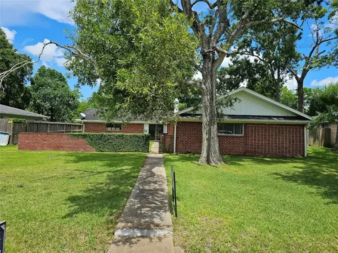 5119 Bayou Drive Dickinson TX 77539