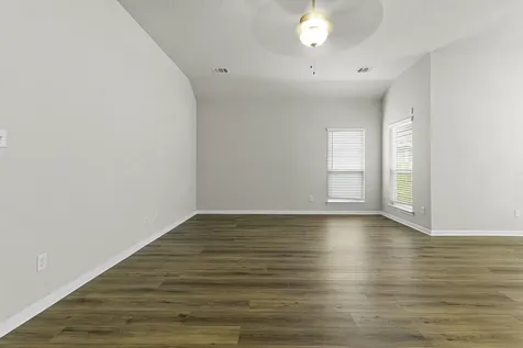 121 New Dawn Trail Huntsville TX 77320