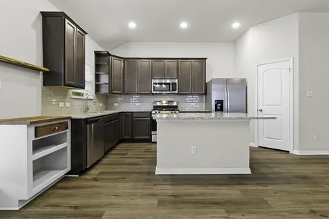 121 New Dawn Trail Huntsville TX 77320