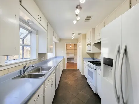 5536 Aspen Street Houston TX 77081