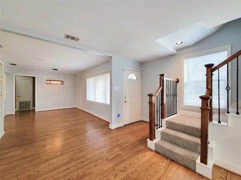 5536 Aspen Street Houston TX 77081