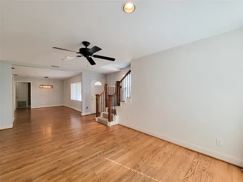5536 Aspen Street Houston TX 77081