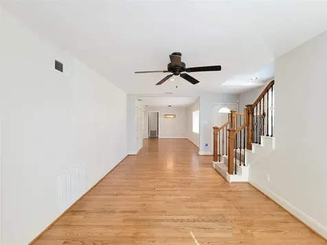 5536 Aspen Street Houston TX 77081