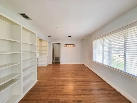 5536 Aspen Street Houston TX 77081
