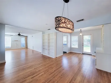 5536 Aspen Street Houston TX 77081