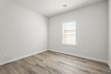1247 Cr 66112 Dayton TX 77535