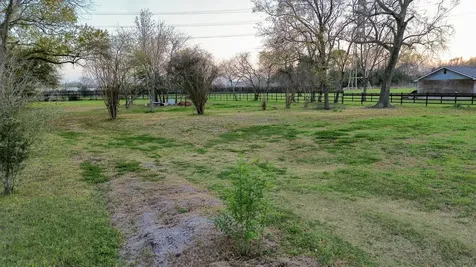 1003 Bowie Street Baytown TX 77520