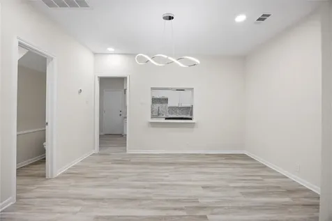 2668 Bering Drive 2668 Houston TX 77057
