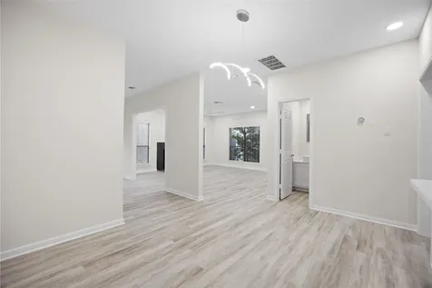 2668 Bering Drive 2668 Houston TX 77057