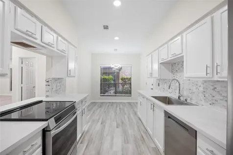 2668 Bering Drive 2668 Houston TX 77057