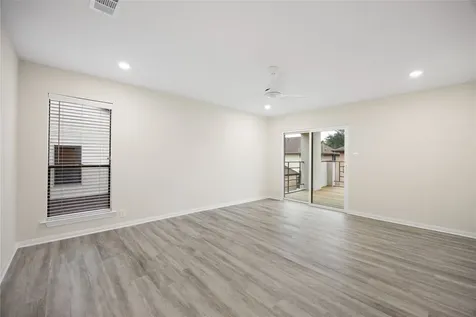 2668 Bering Drive 2668 Houston TX 77057