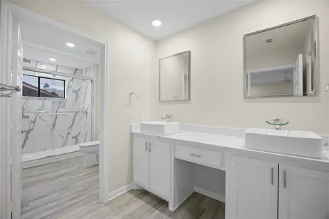 2668 Bering Drive 2668 Houston TX 77057