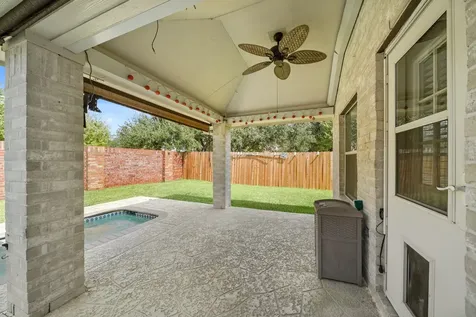 8315 Golden Harbour Missouri City TX 77459