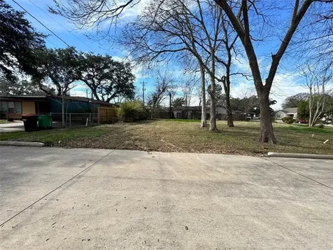 1700 Florida Street Baytown TX 77520