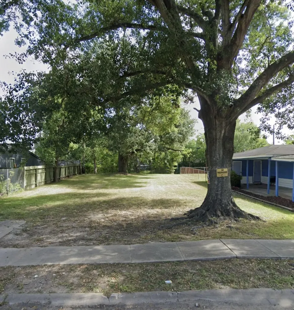 5017 Southwind Street Houston TX 77033