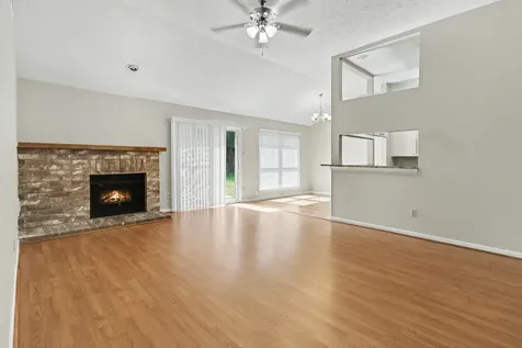 7731 Western Oak Lane Houston TX 77040