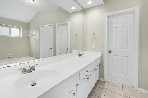 7731 Western Oak Lane Houston TX 77040