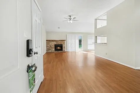 7731 Western Oak Lane Houston TX 77040