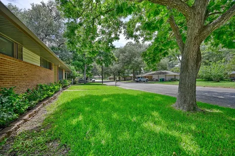 906 Carlee Drive Brenham TX 77833