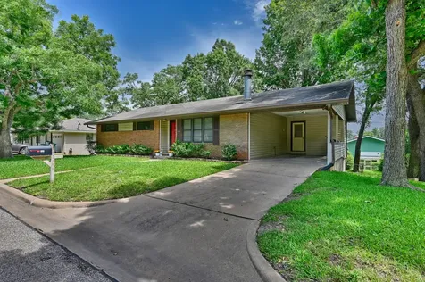 906 Carlee Drive Brenham TX 77833