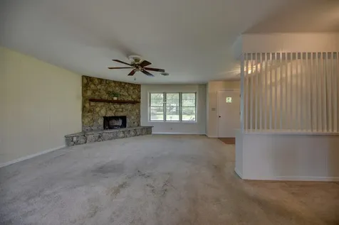 906 Carlee Drive Brenham TX 77833