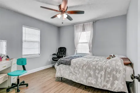 15410 San Jacinto Street Hamshire TX 77622