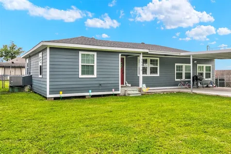 15410 San Jacinto Street Hamshire TX 77622