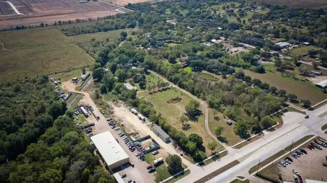 5411 Fm 2218 Road Richmond TX 77469