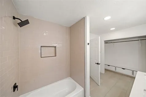 6234 Autumn Arbor Drive Houston TX 77092
