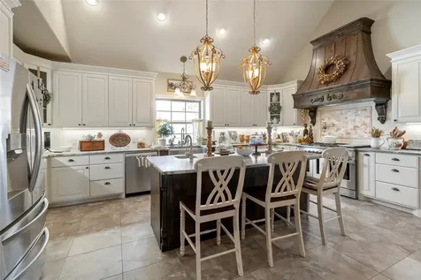 3349 Fiddlers Green Bryan TX 77808