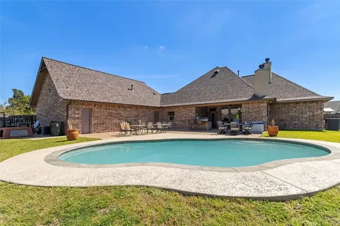 3349 Fiddlers Green Bryan TX 77808