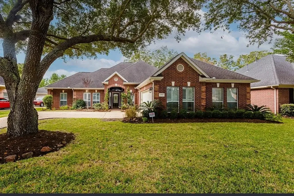 13522 Schumann Trail Sugar Land TX 77498