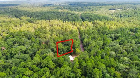 000 W Oak Drive Huntsville TX 77320