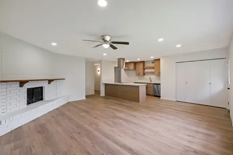 5007 Ridgecreek Drive Houston TX 77053
