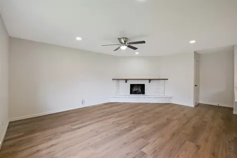 5007 Ridgecreek Drive Houston TX 77053