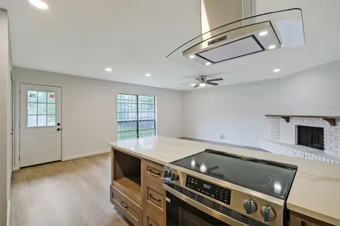 5007 Ridgecreek Drive Houston TX 77053