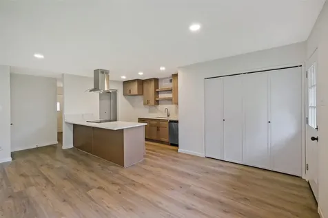 5007 Ridgecreek Drive Houston TX 77053