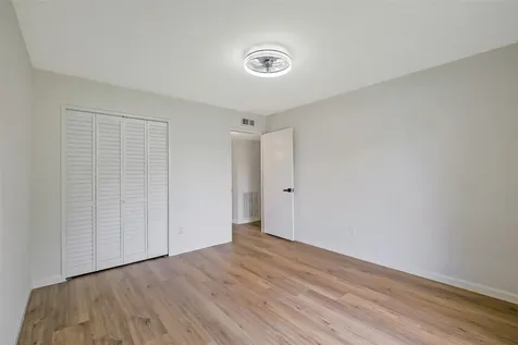 5007 Ridgecreek Drive Houston TX 77053