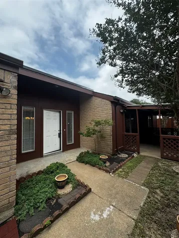 8807 Belle Glen Drive Houston TX 77099