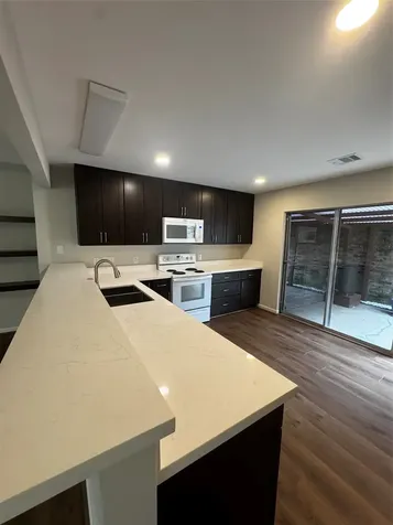8807 Belle Glen Drive Houston TX 77099