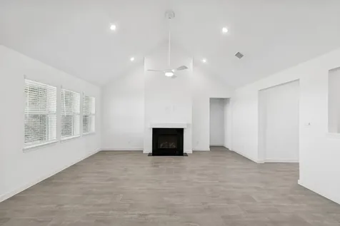 12906 Old Fashion Circle Mont Belvieu TX 77535