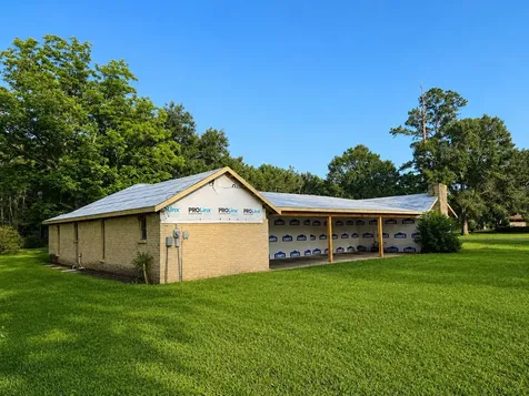 221 Tebo Street Ames TX 77575