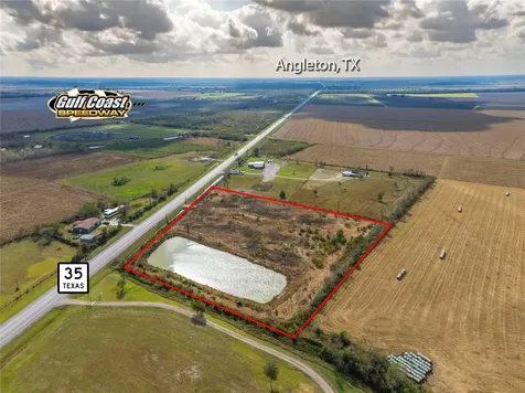 10212 Highway 35 Liverpool TX 77577