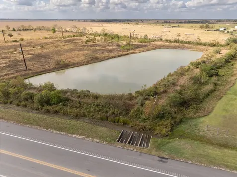 10212 Highway 35 Liverpool TX 77577