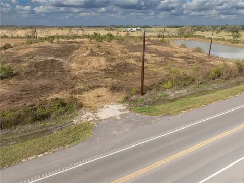 10212 Highway 35 Liverpool TX 77577
