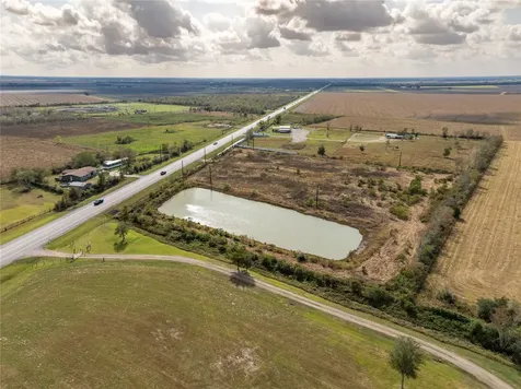 10212 Highway 35 Liverpool TX 77577