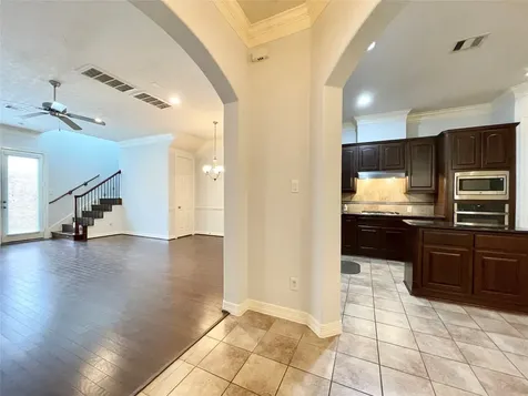 11643 Royal Oaks View Houston TX 77082