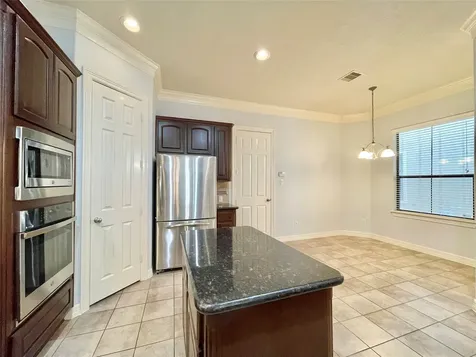 11643 Royal Oaks View Houston TX 77082