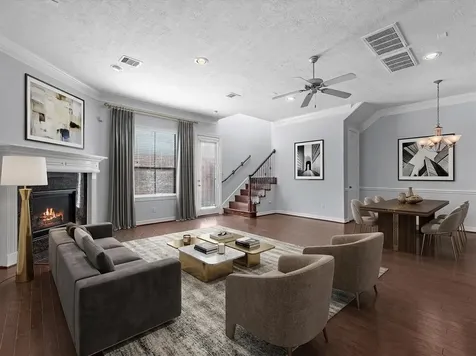 11643 Royal Oaks View Houston TX 77082